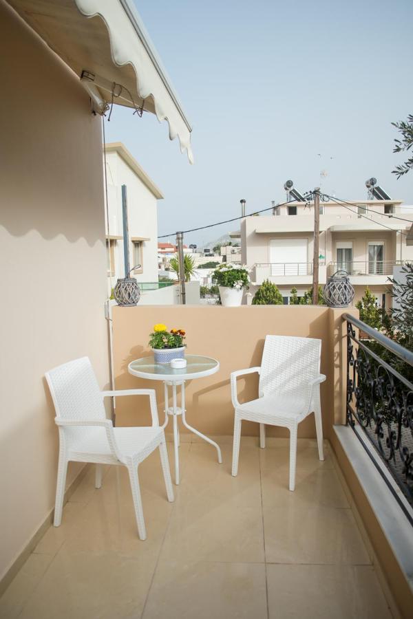 Sun By The Sea 2 Apartment Agia Pelagia  Bagian luar foto