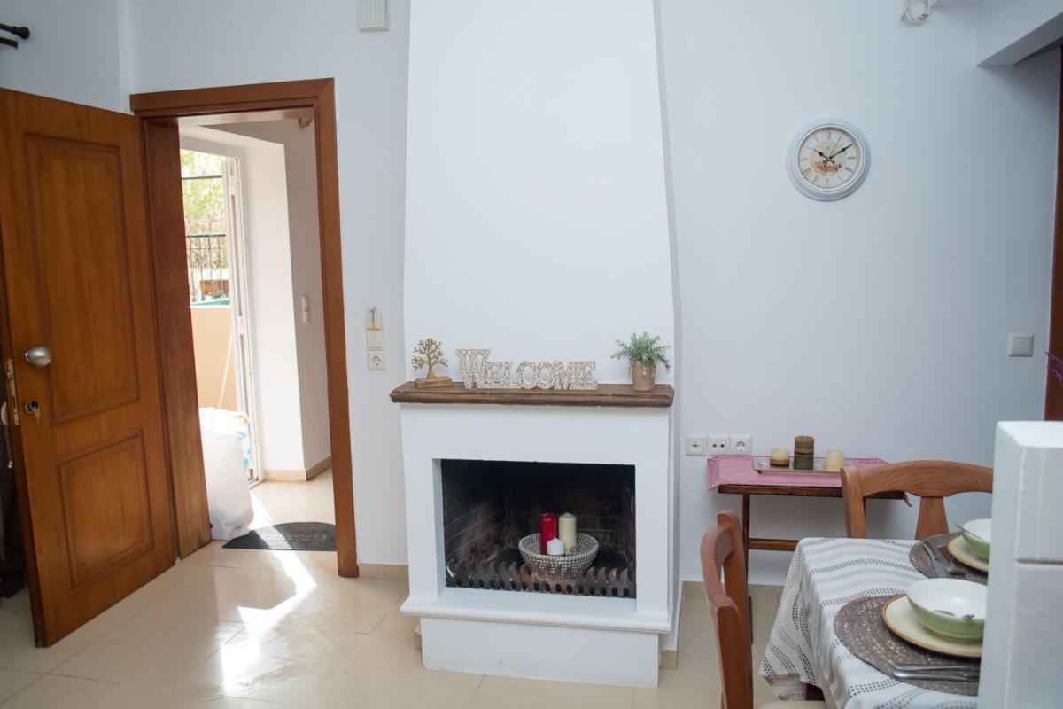 Sun By The Sea 2 Apartment Agia Pelagia  Bagian luar foto