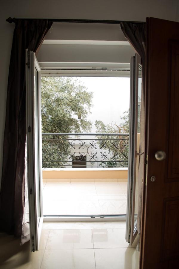 Sun By The Sea 2 Apartment Agia Pelagia  Bagian luar foto