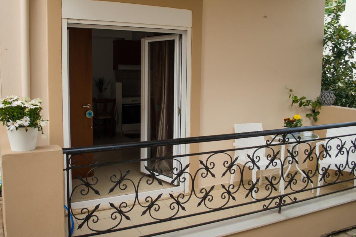 Sun By The Sea 2 Apartment Agia Pelagia  Bagian luar foto