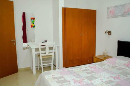 Sun By The Sea 2 Apartment Agia Pelagia  Bagian luar foto